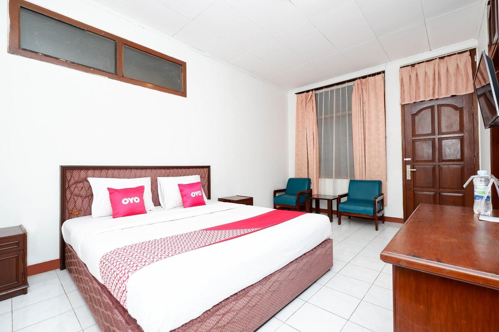 OYO 1644 Hotel Griya Kencana Solo Dış mekan fotoğraf